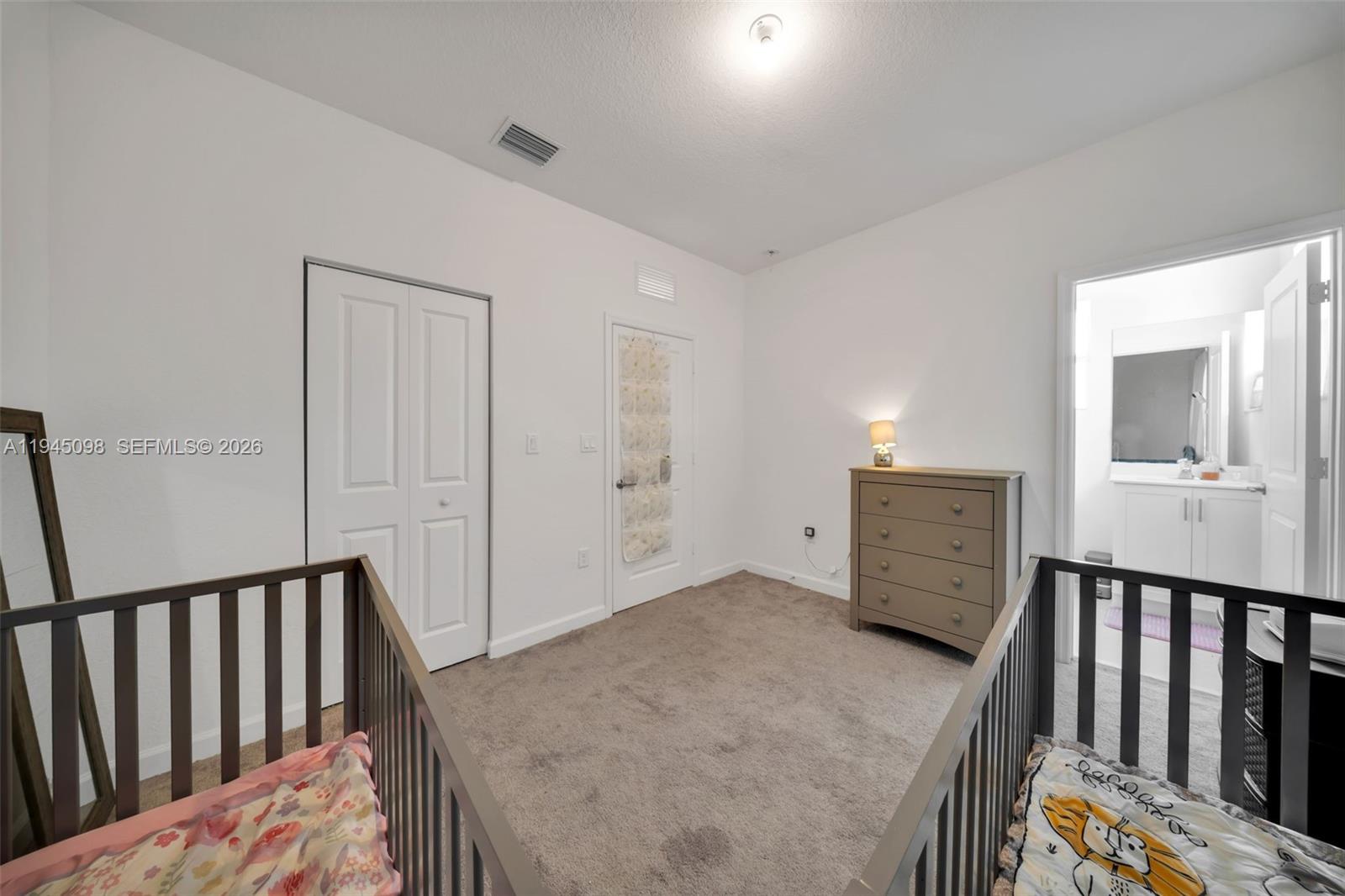 2699 SE 19th St # 2699