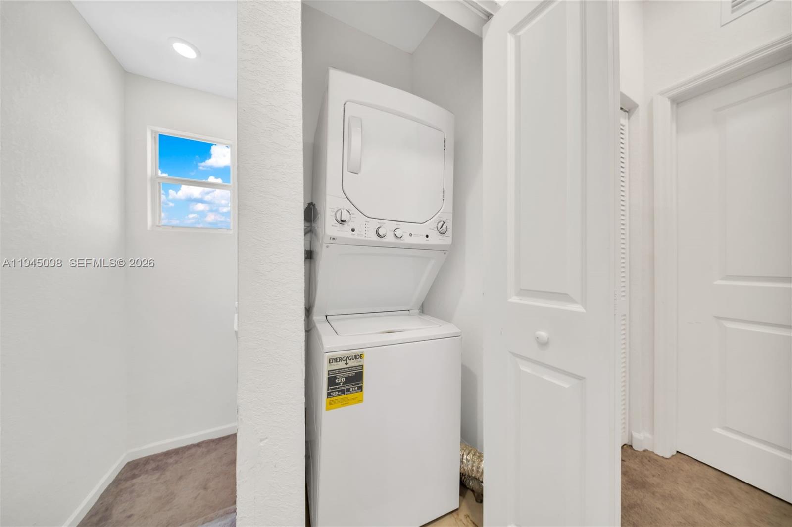 2699 SE 19th St # 2699