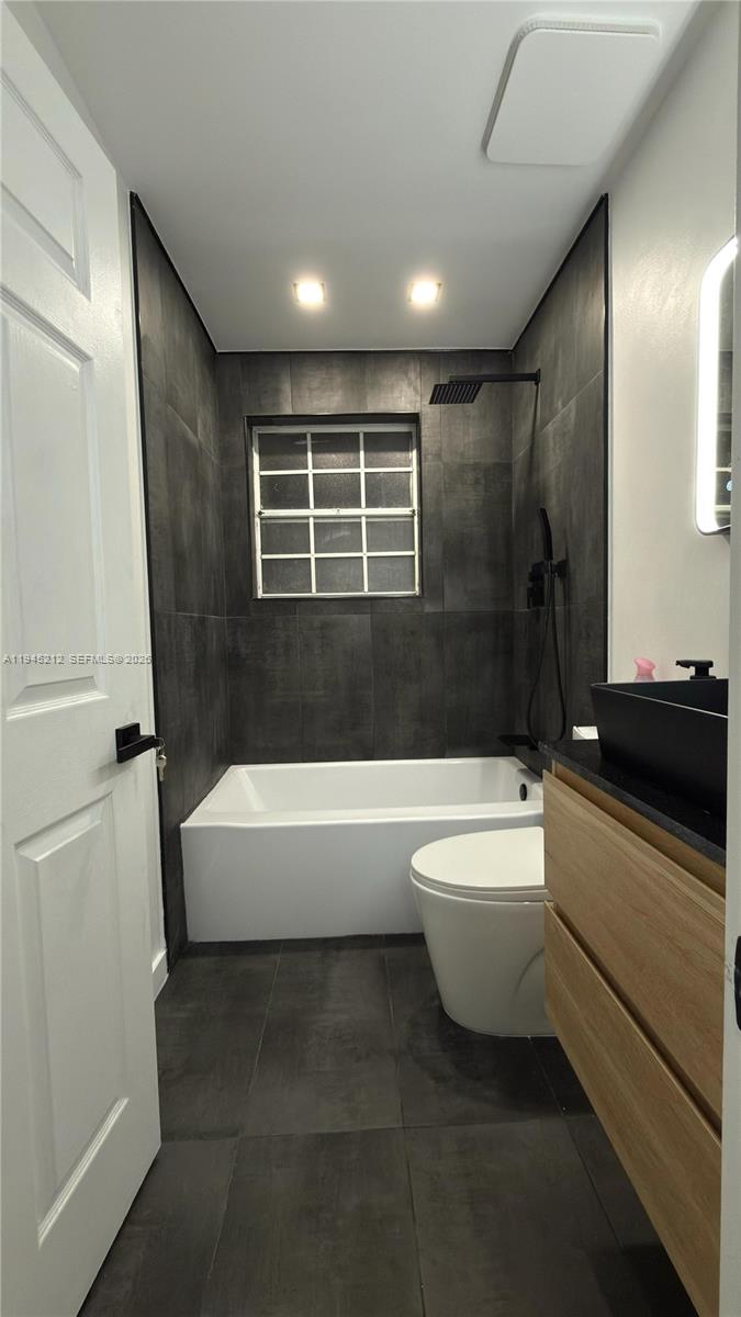 1001 SW 98th Ave # 00