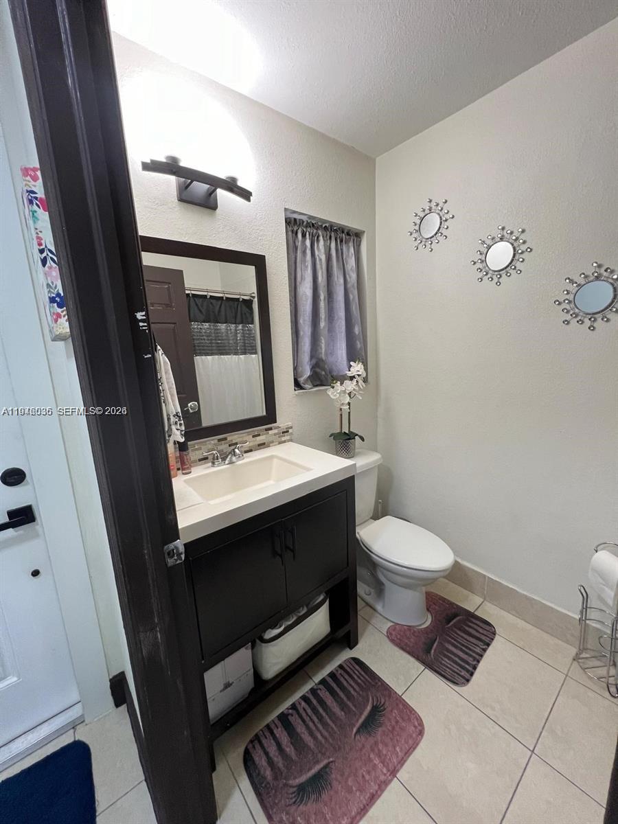 17401 SW 140th Ct