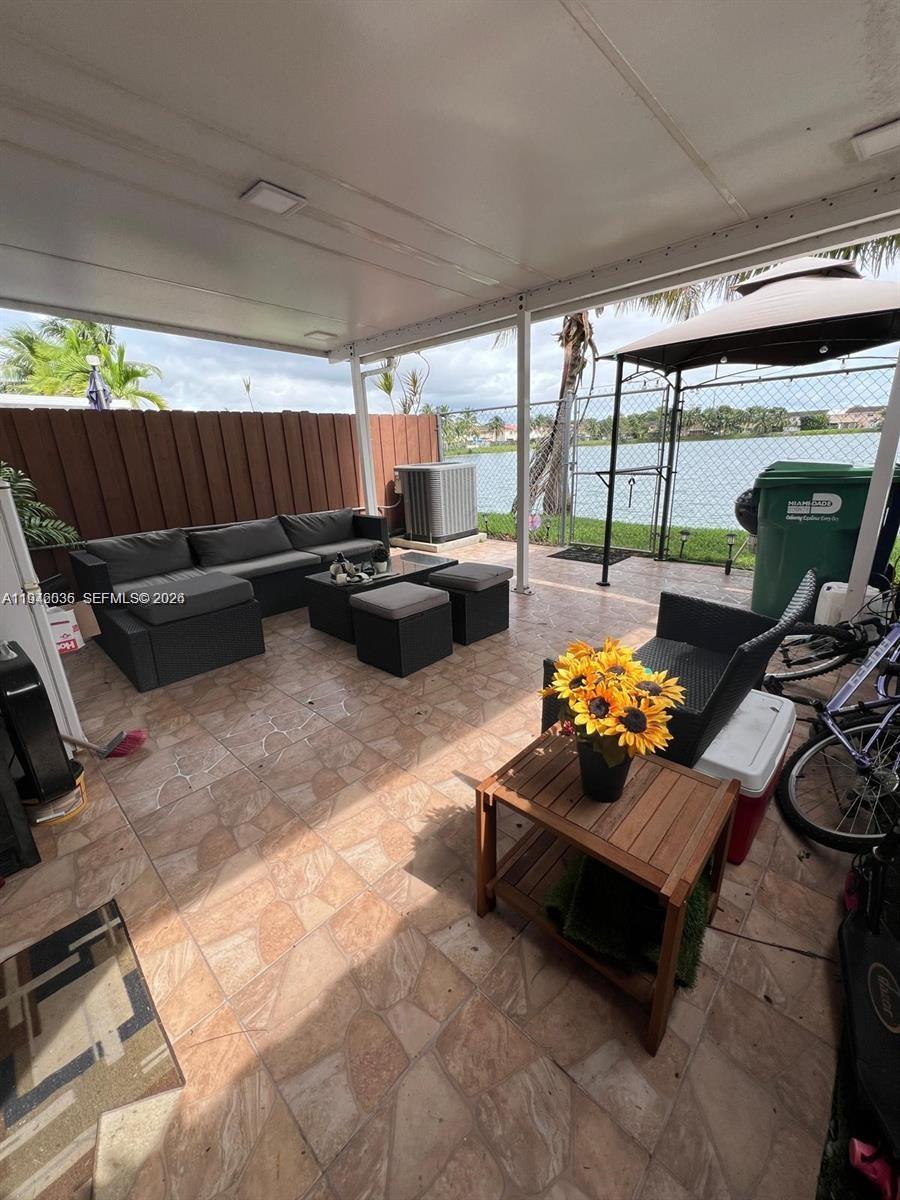 17401 SW 140th Ct