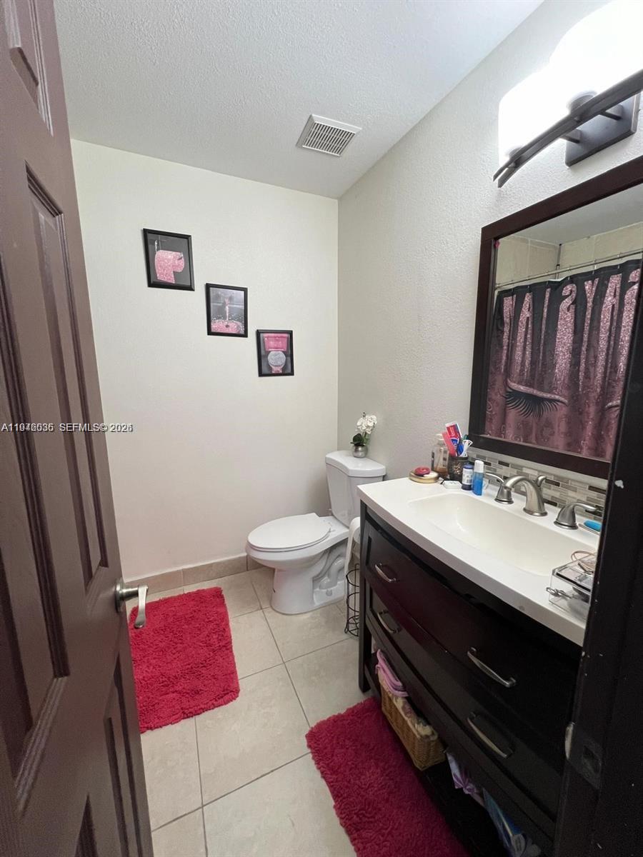 17401 SW 140th Ct