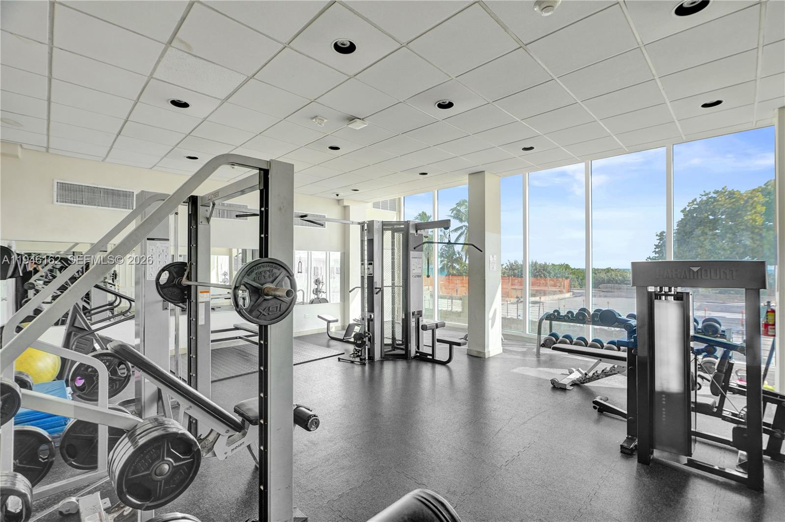 5555 Collins Ave # 14L