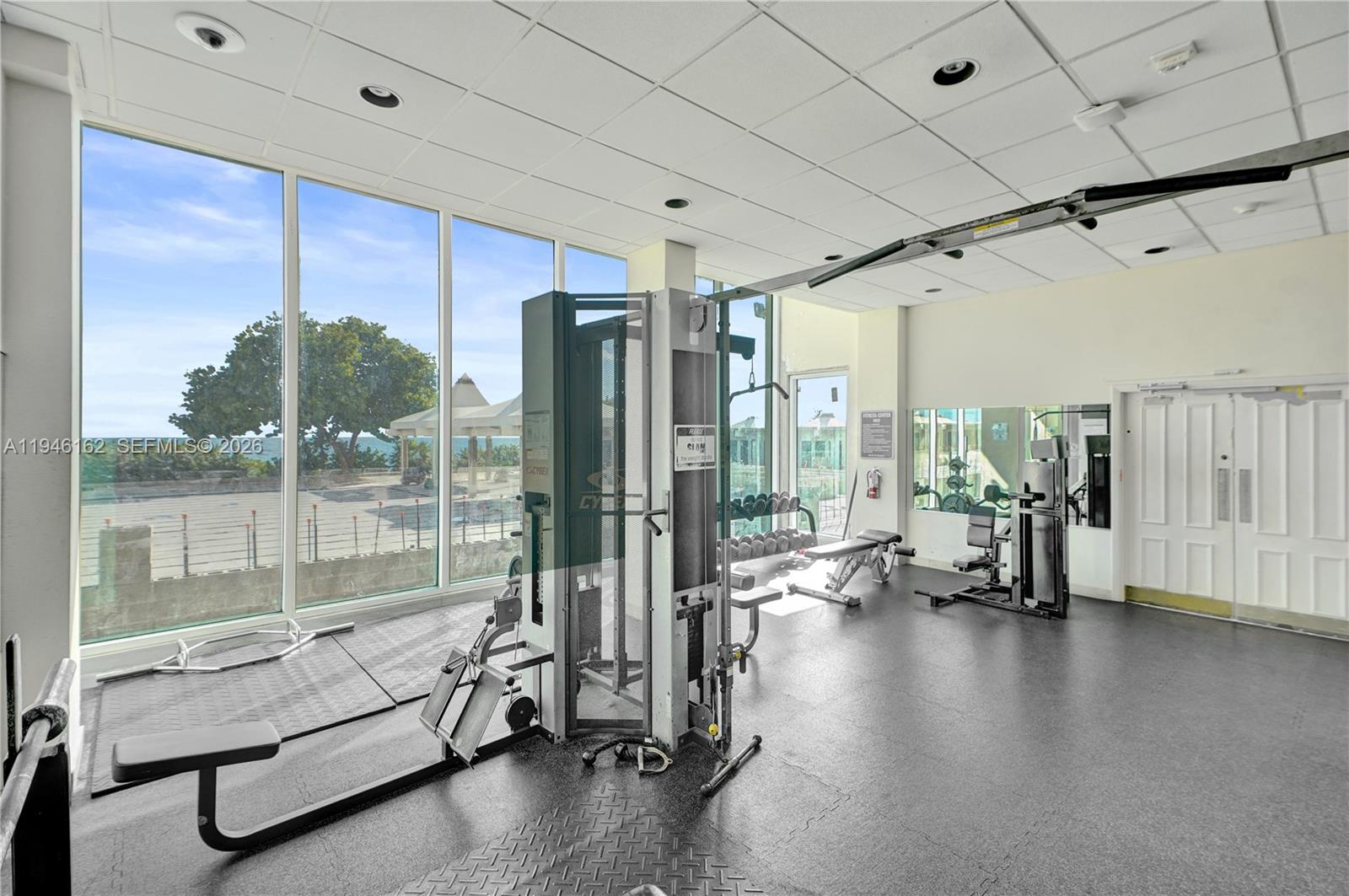 5555 Collins Ave # 14L