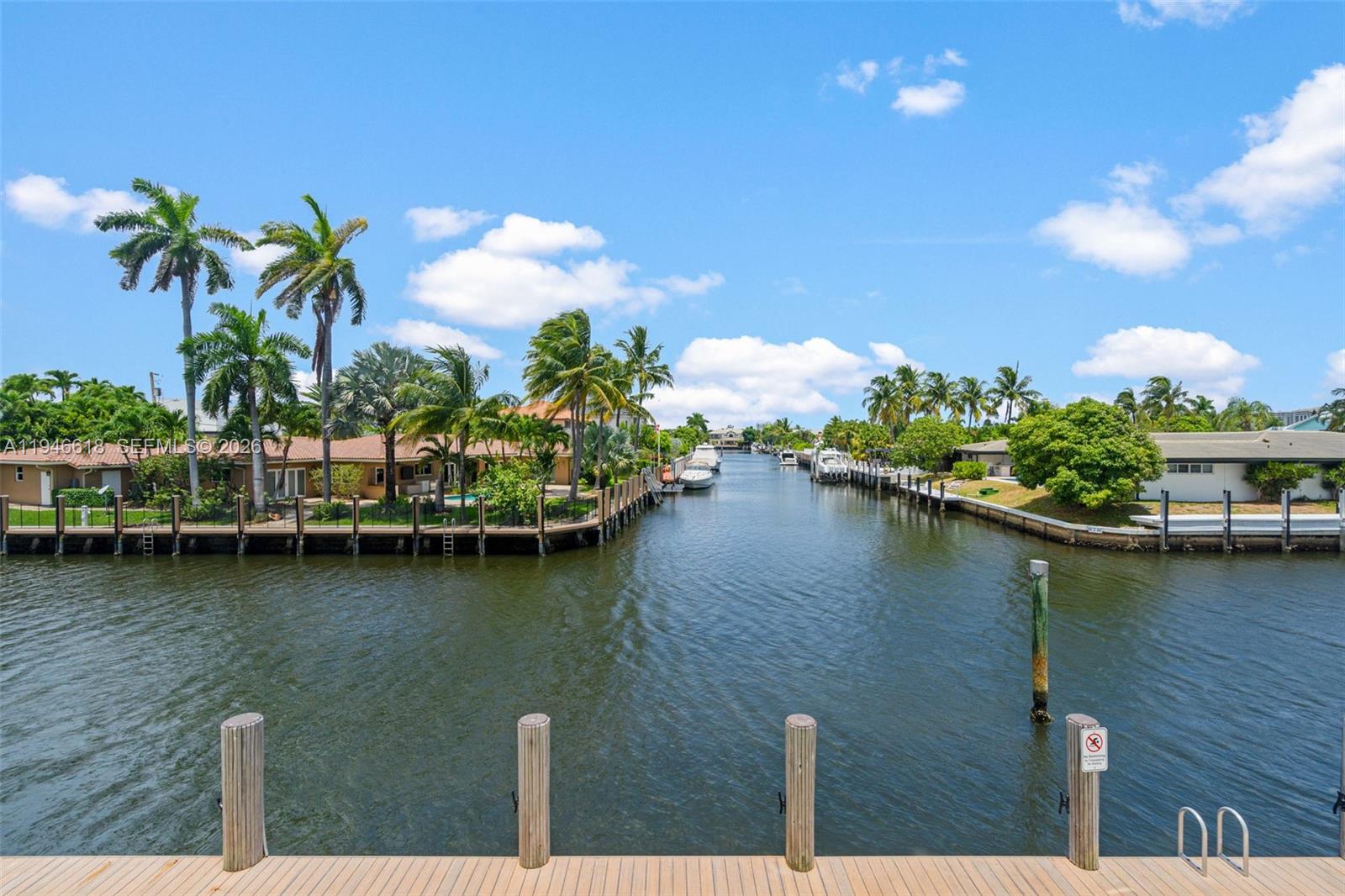 3121 NE 51st St # 203E