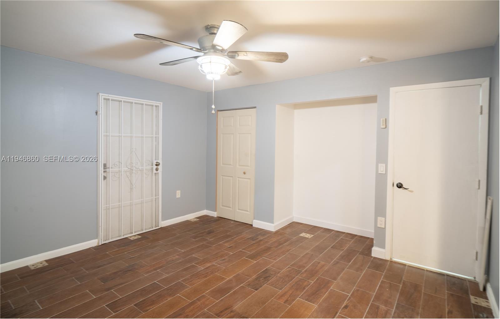 2421 SW 84th Ter