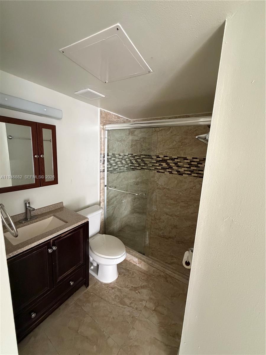 8205 SW 152nd Ave # 408 Unit: F-408