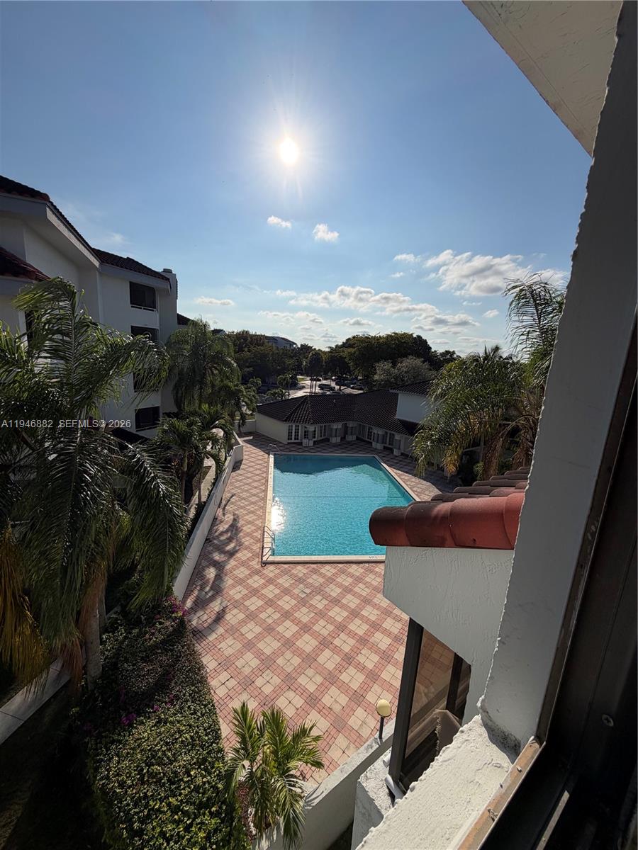 8205 SW 152nd Ave # 408 Unit: F-408