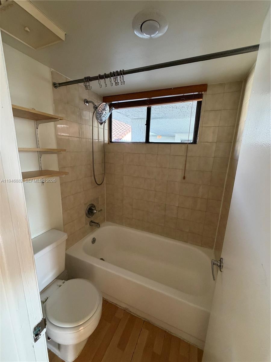 8205 SW 152nd Ave # 408 Unit: F-408