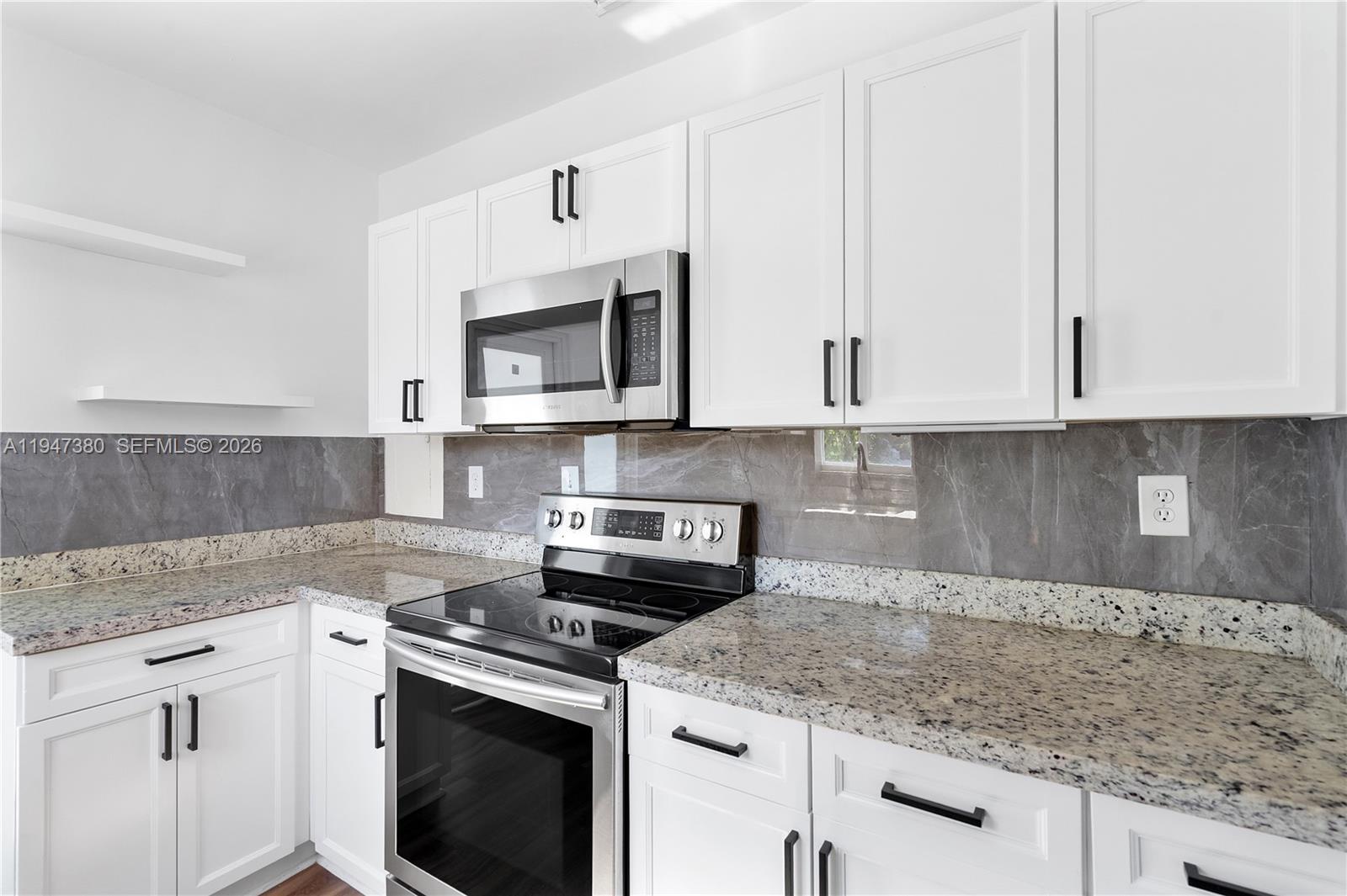 2350 SW 26th St