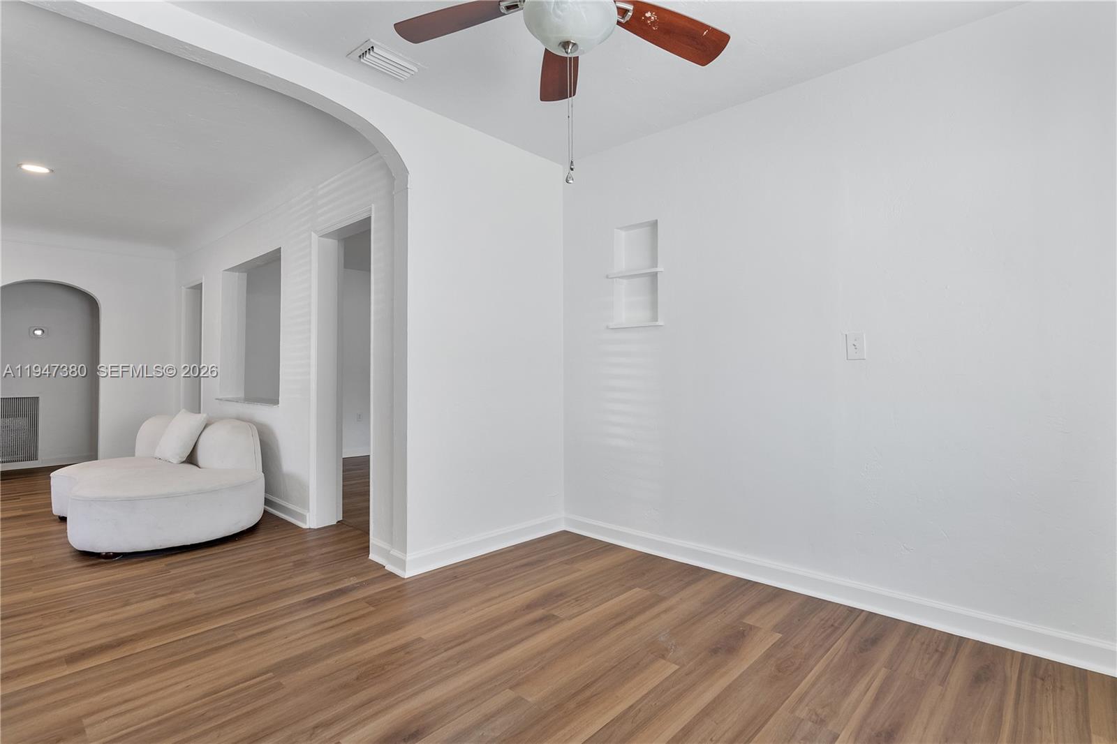 2350 SW 26th St