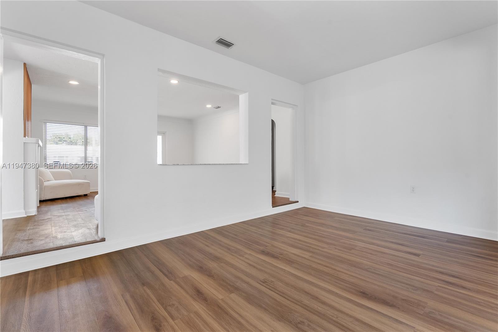 2350 SW 26th St