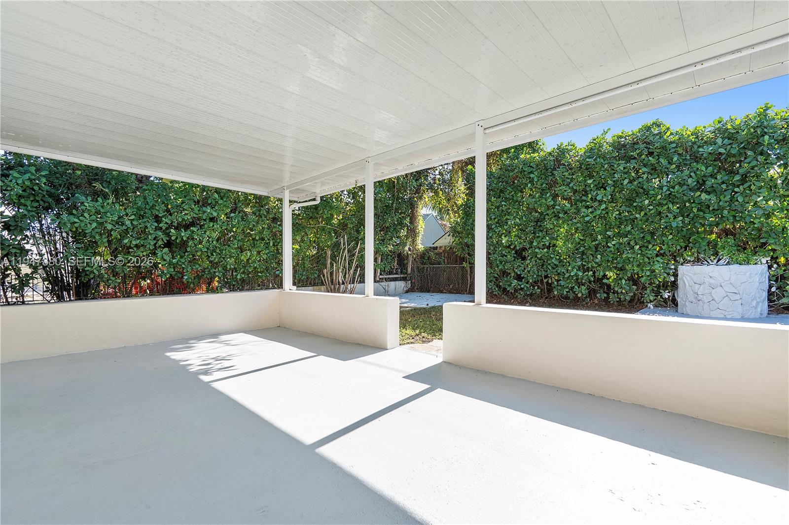 2350 SW 26th St
