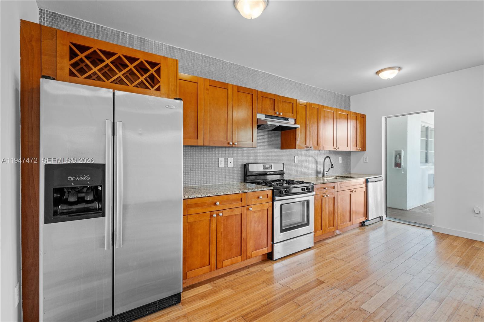 7950 Tatum Waterway Dr # N19