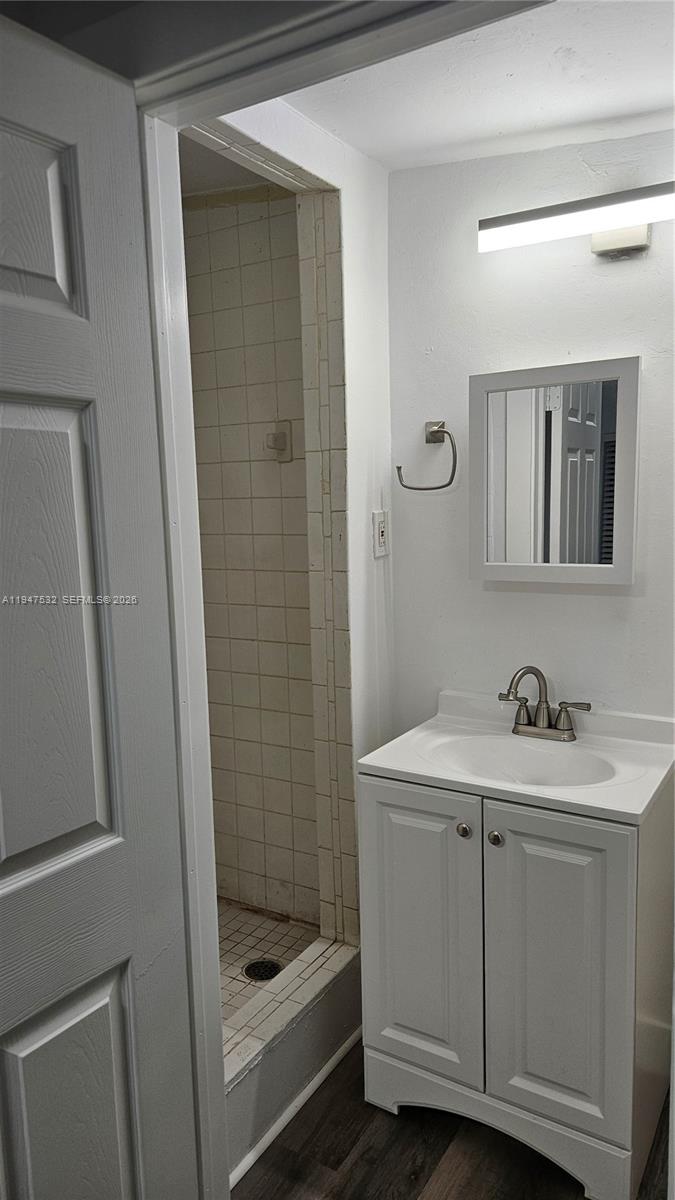 1628 NW 11th St
