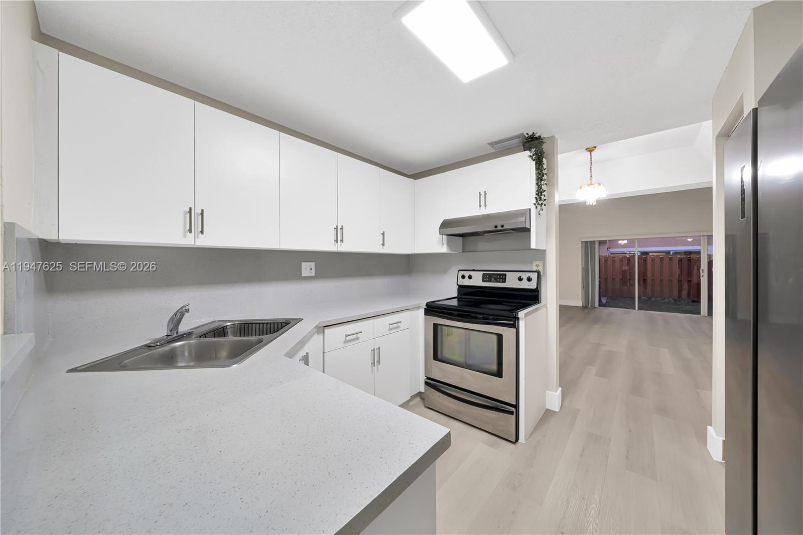 14325 SW 57th Ln # 6 Unit: 6-6