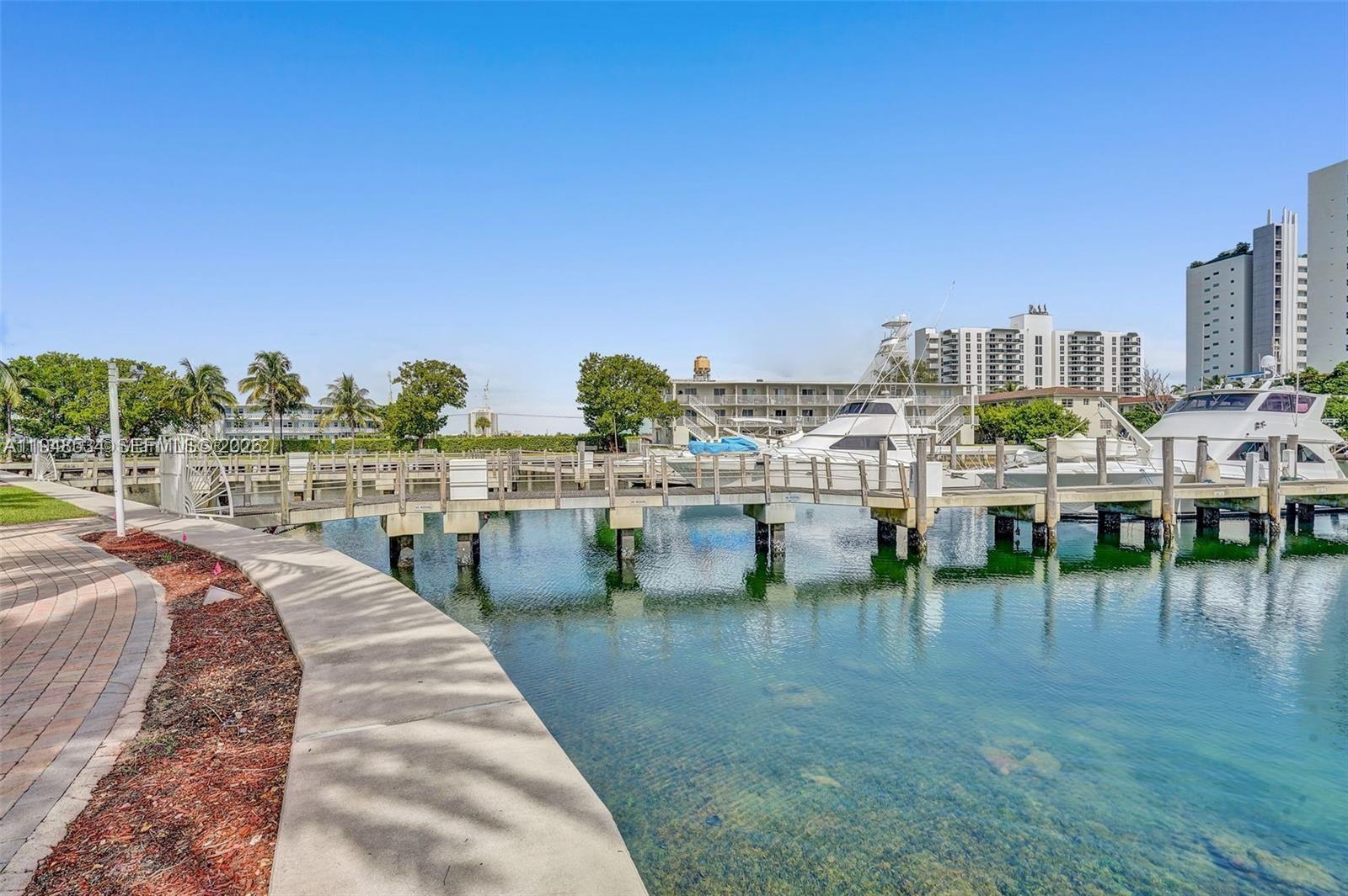 7900 Harbor Island Dr # 1216