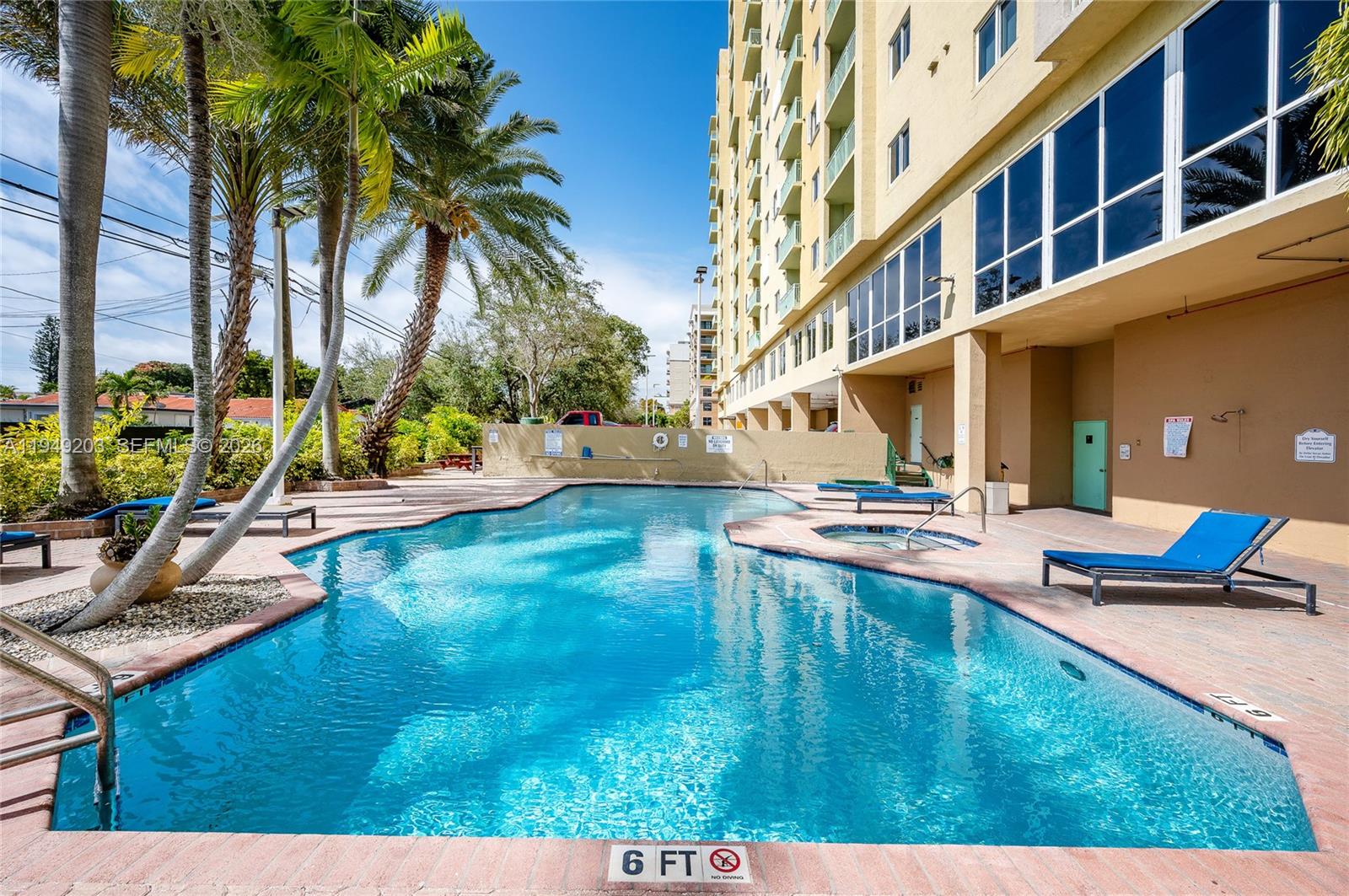3500 Coral Way # 414