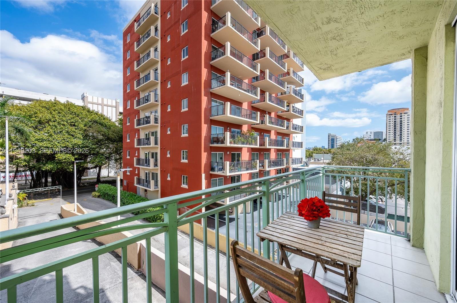 3500 Coral Way # 414