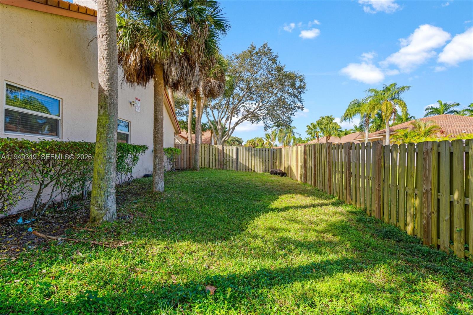 10941 W Broward Blvd