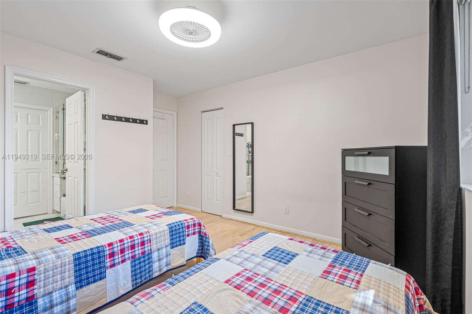 10941 W Broward Blvd