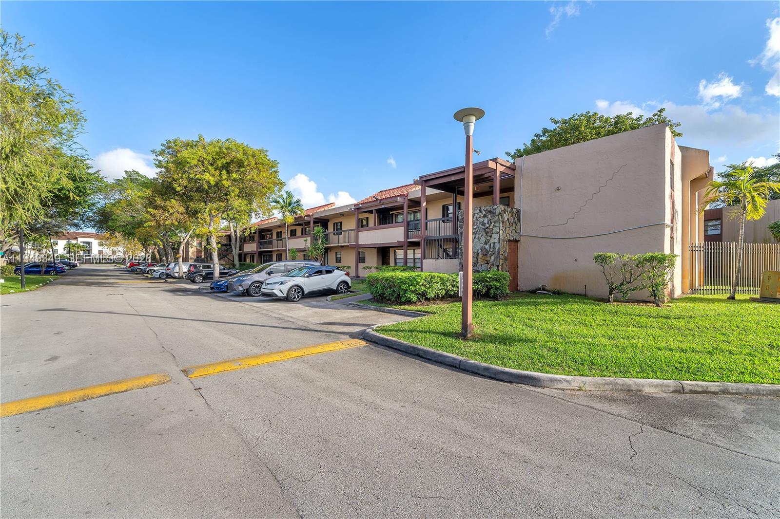 20841 San Simeon Way # 205