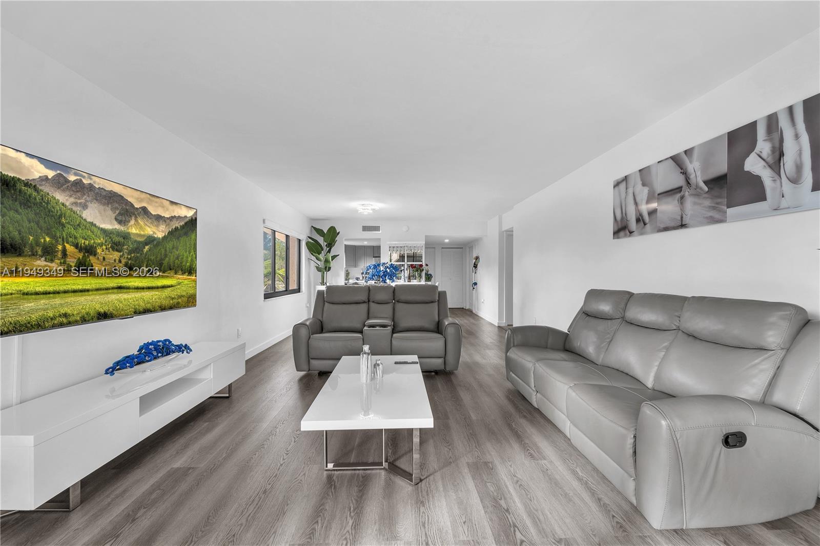 20841 San Simeon Way # 205