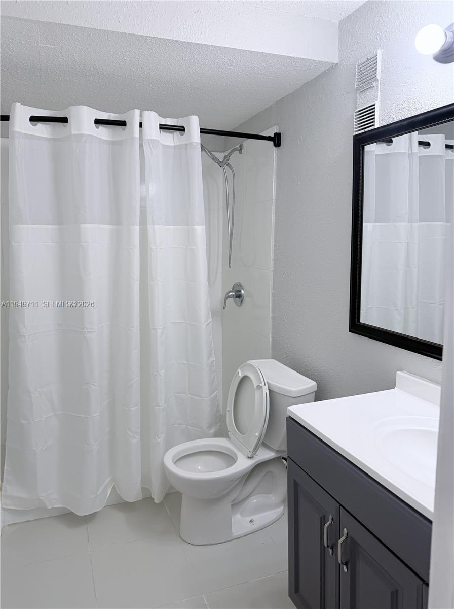 10000 NW 80th Ct # 2247