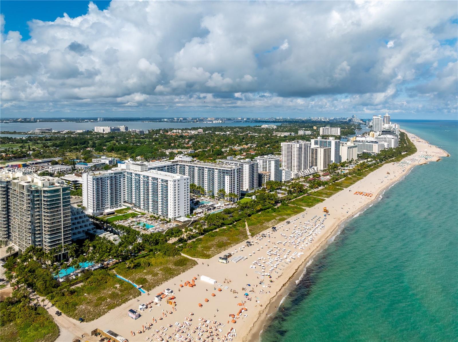 2301 Collins Ave # 329