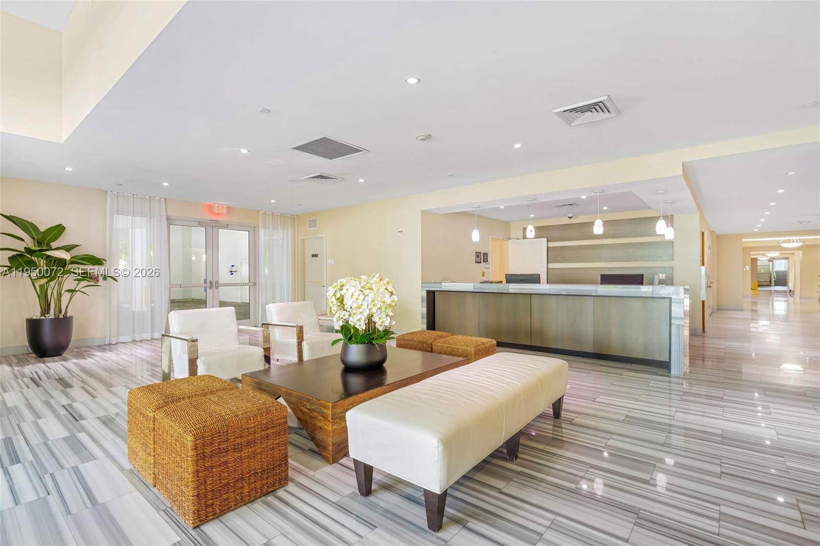 3030 NE 188th St # 606