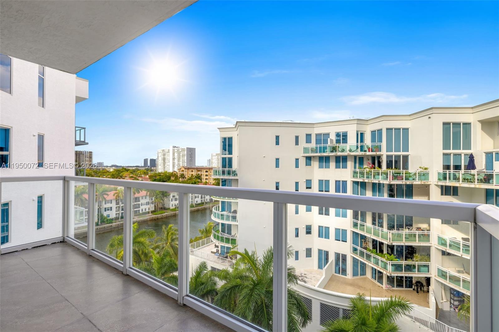 3030 NE 188th St # 606