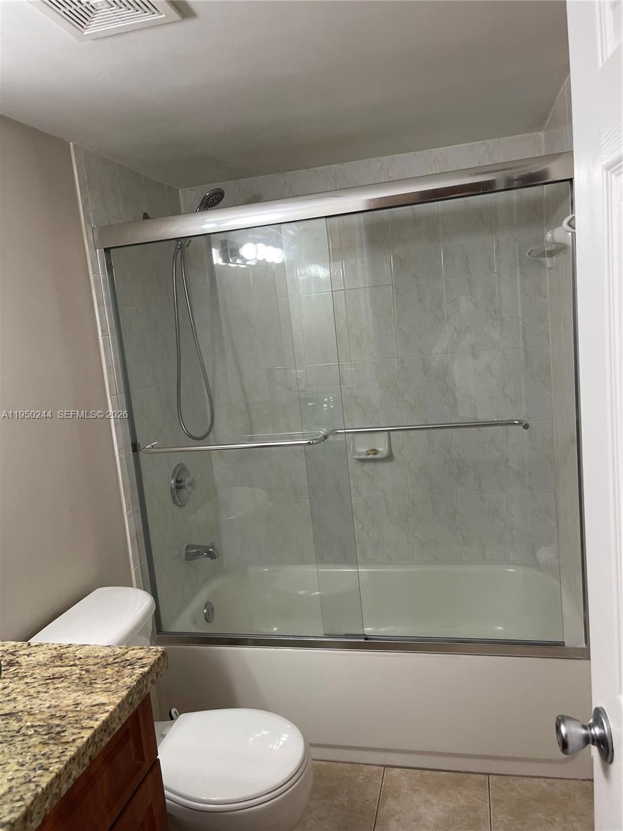 4785 SW 62nd Ave # 101