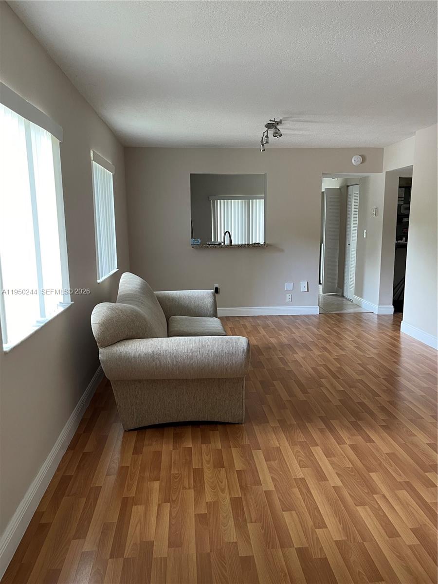 4785 SW 62nd Ave # 101