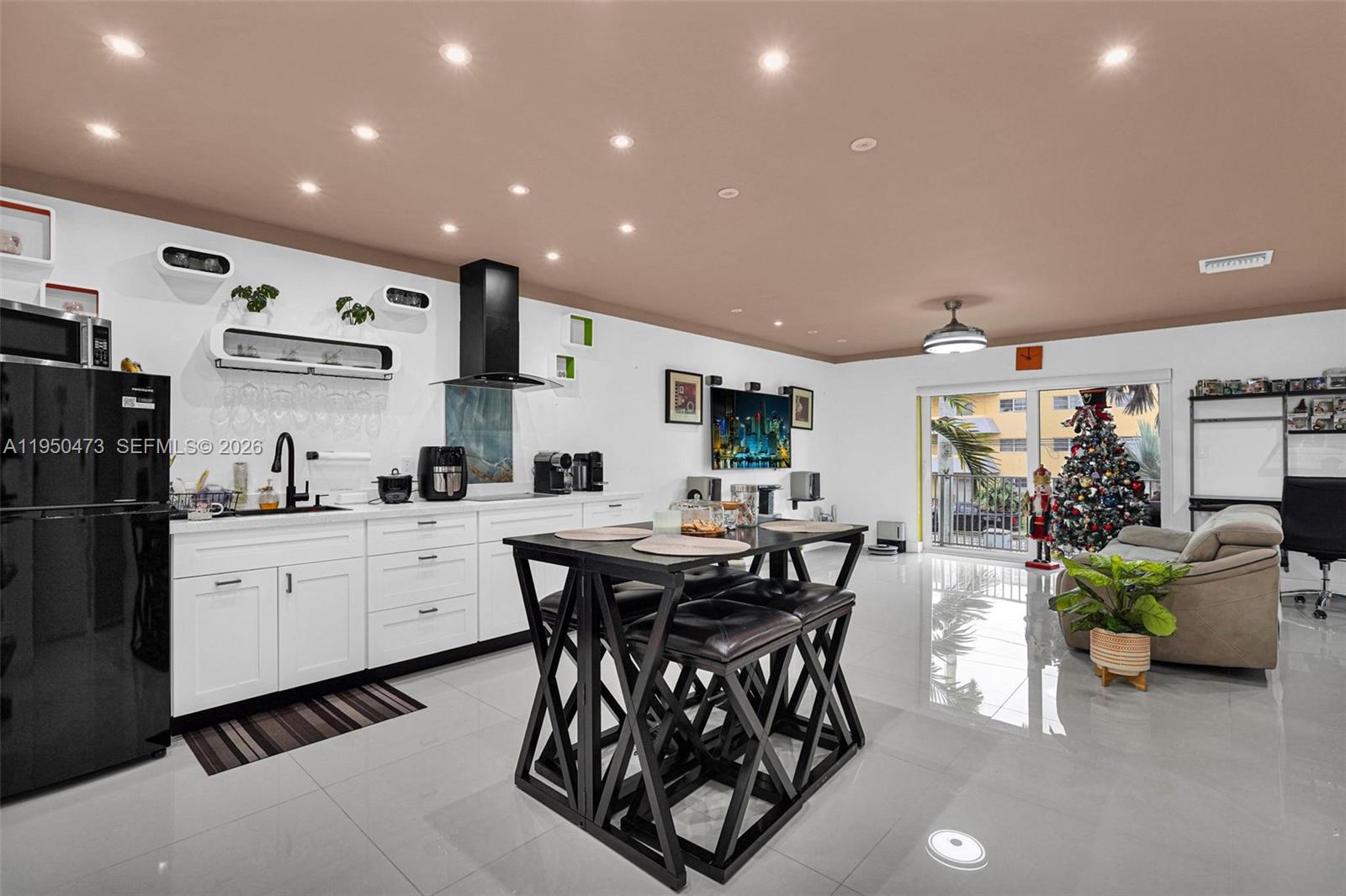 7401 SW 82nd St # 202S