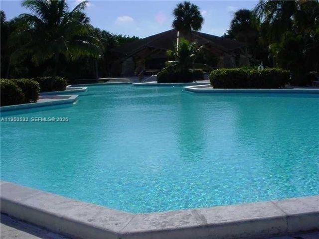 6534 SW 114th Pl # 75 Unit: G-75