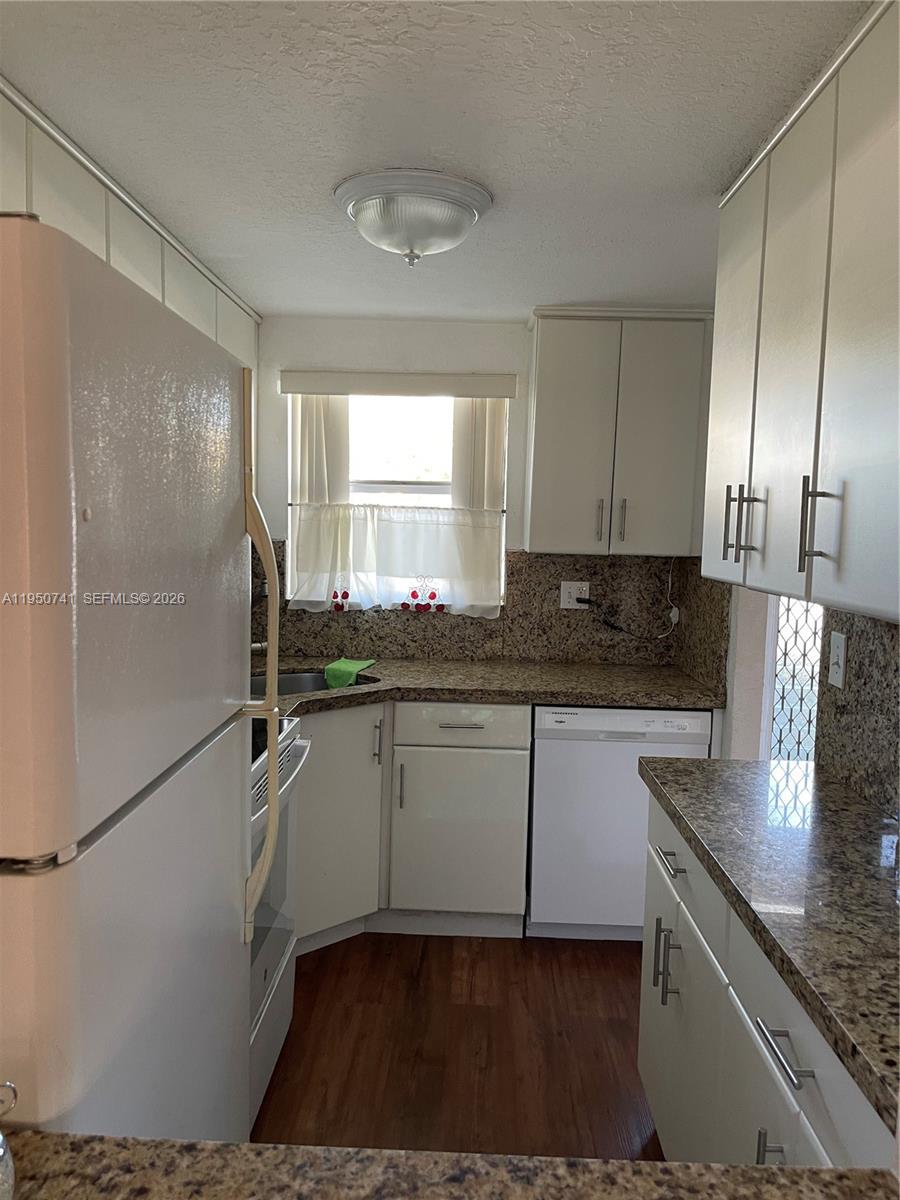 8515 Sunrise Lakes Blvd Unit: 103