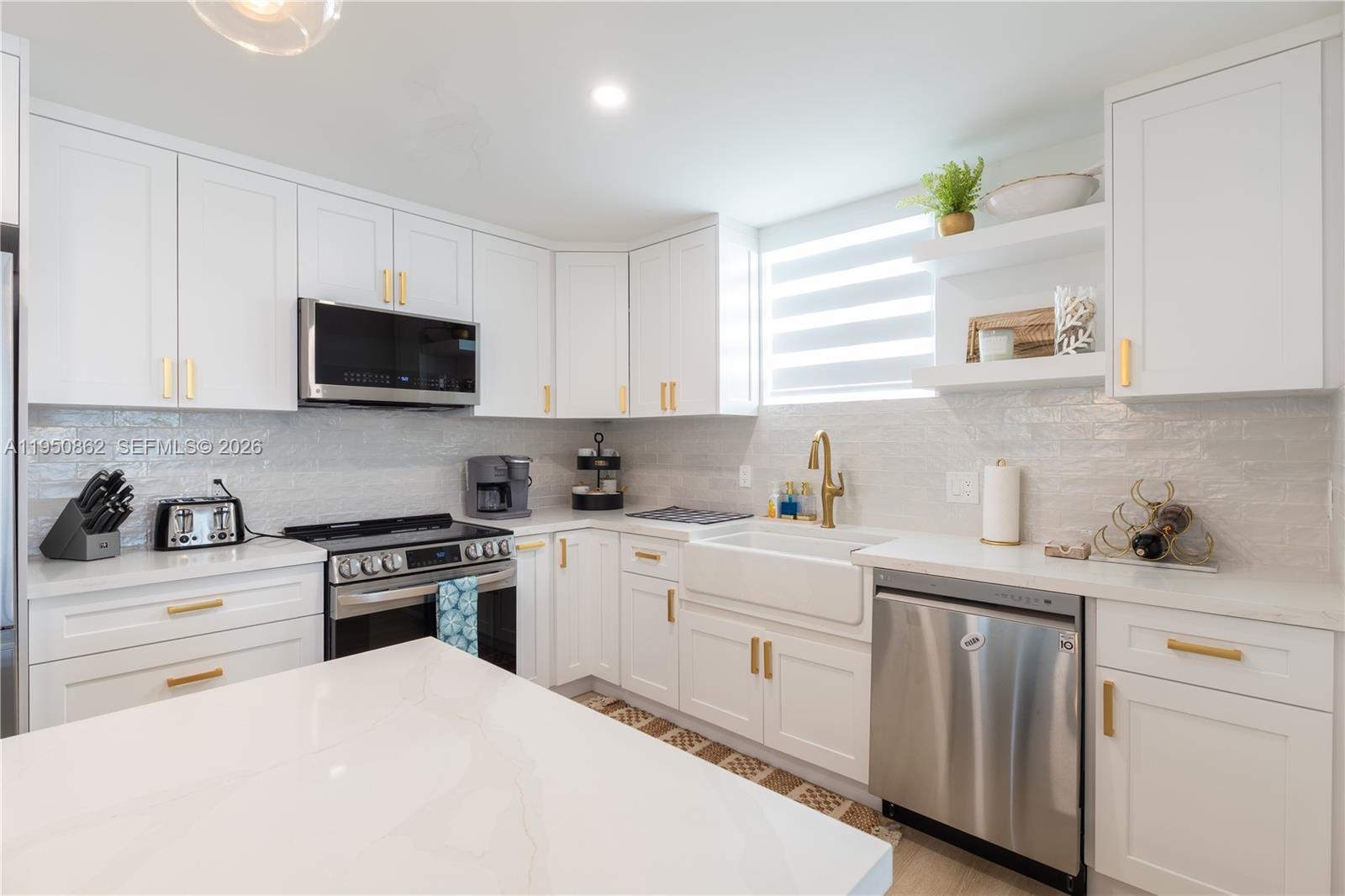 94825 Overseas Hwy # 107