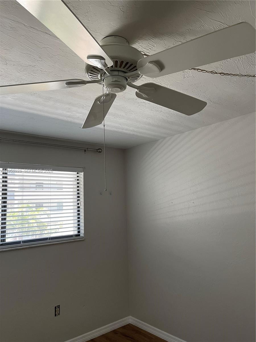 2121 COLLIER AV # 215