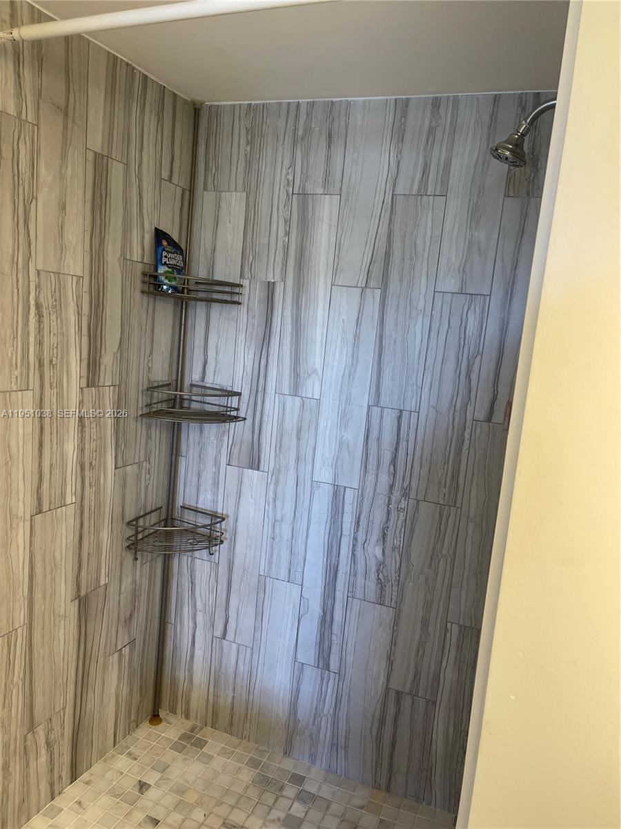 8285 Sunrise Lakes Blvd Unit: 310