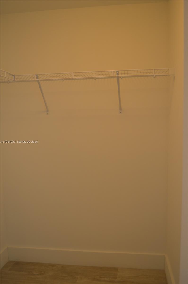 121 NE 34th St # 1803