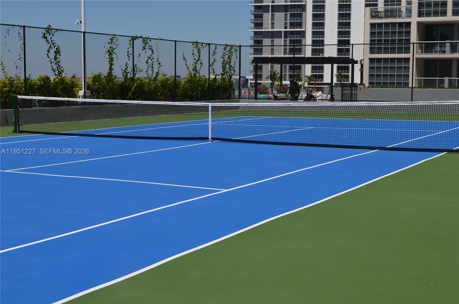 121 NE 34th St # 1803