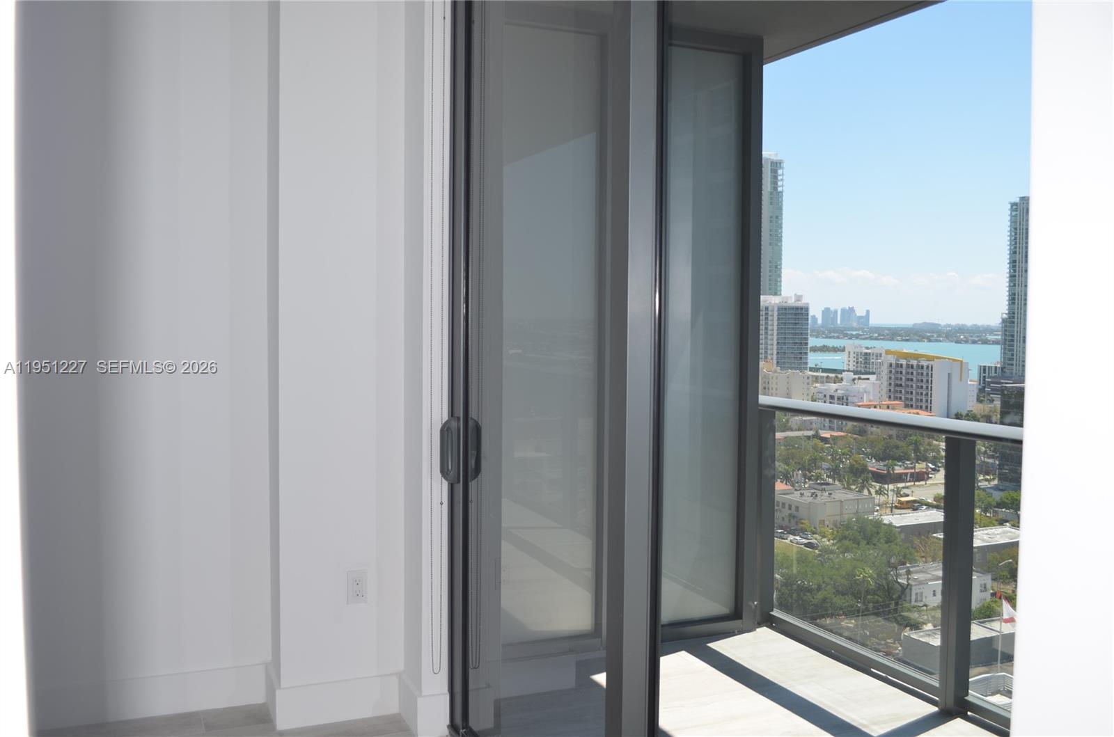 121 NE 34th St # 1803