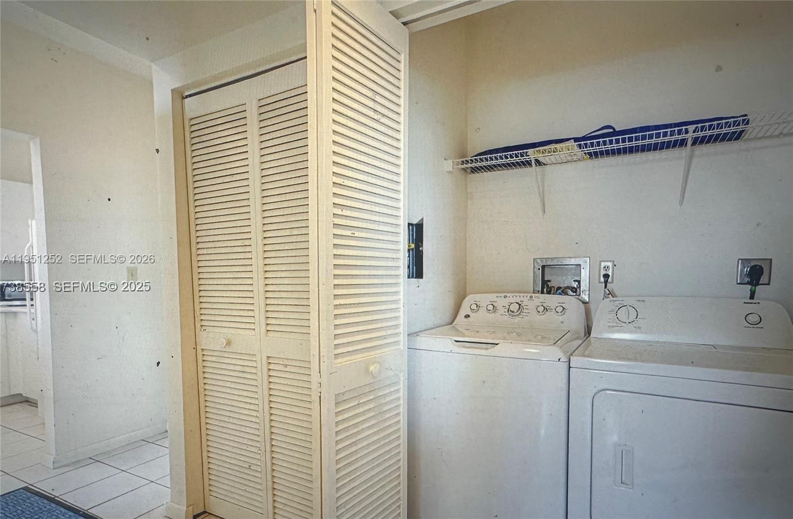 3020 NE 32nd Ave # 817