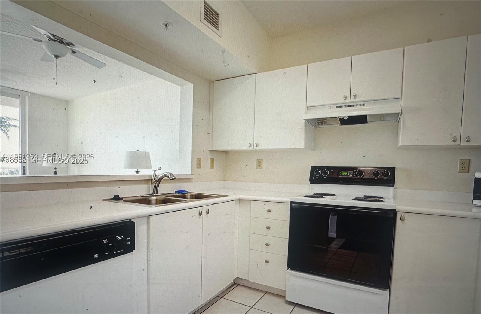 3020 NE 32nd Ave # 817