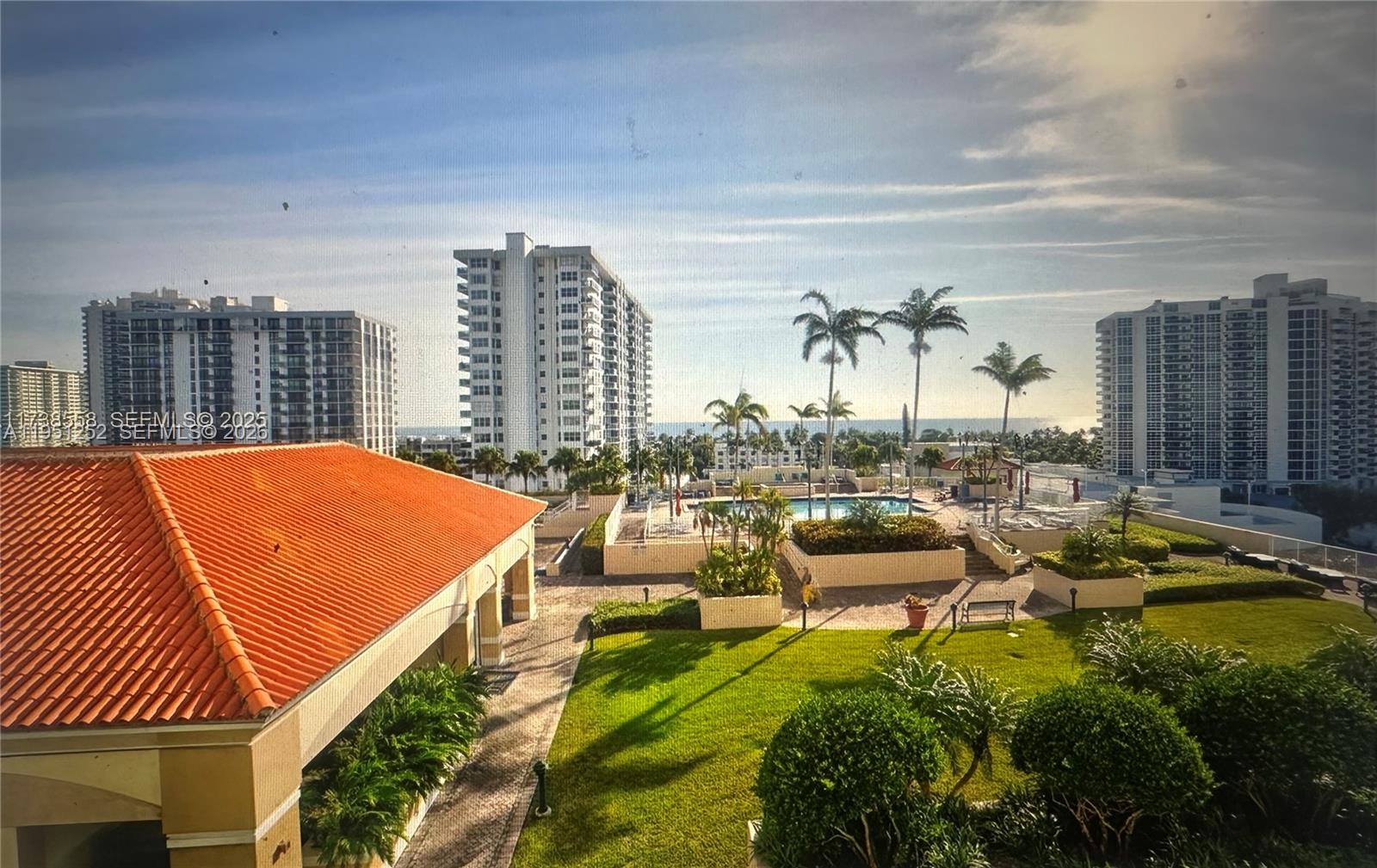 3020 NE 32nd Ave # 817