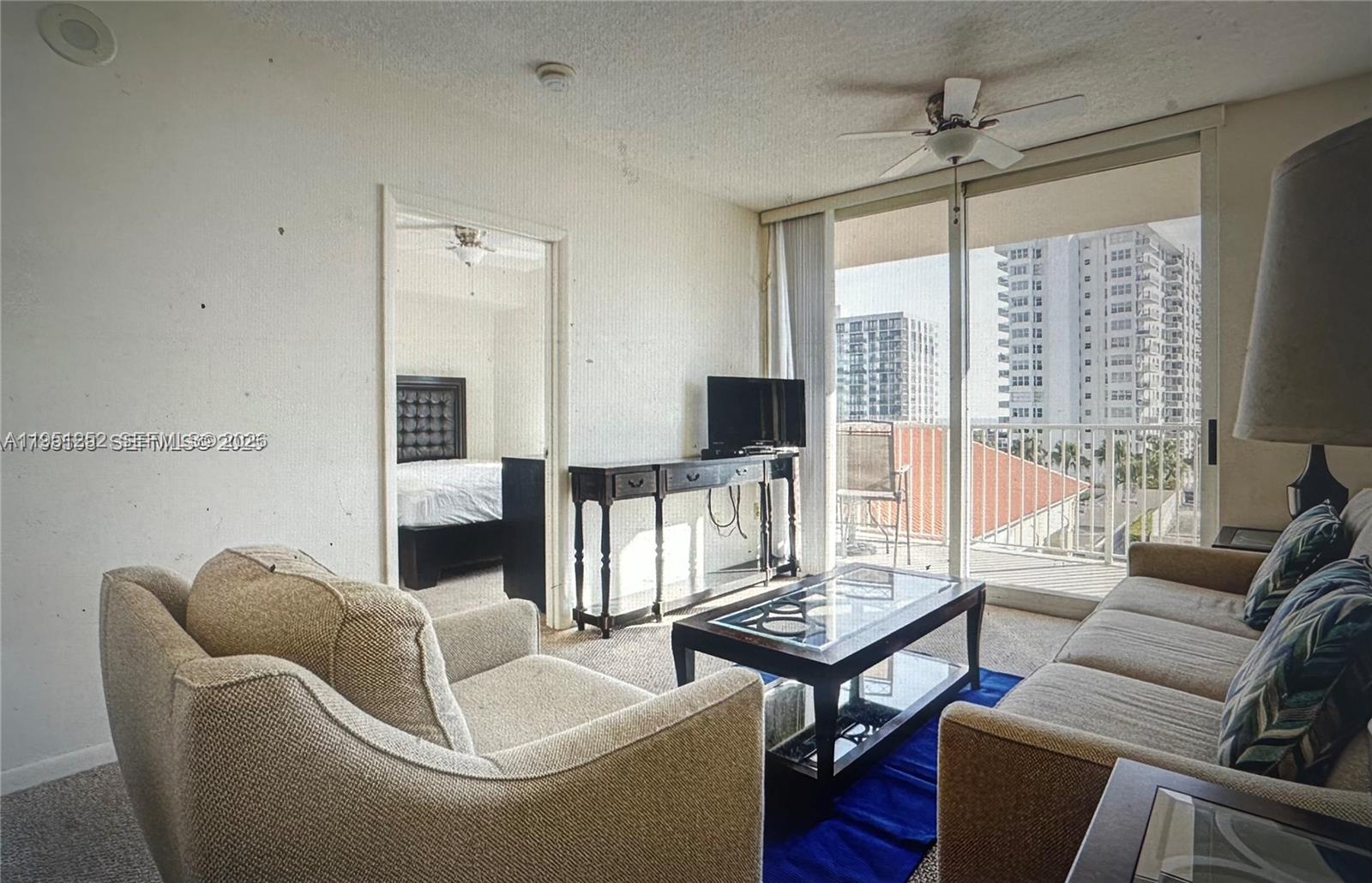 3020 NE 32nd Ave # 817