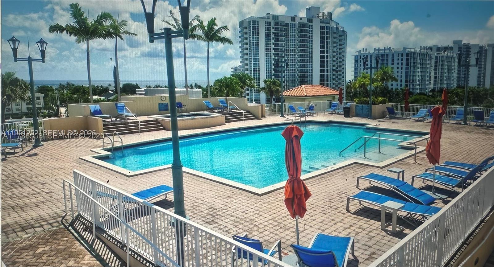 3020 NE 32nd Ave # 817