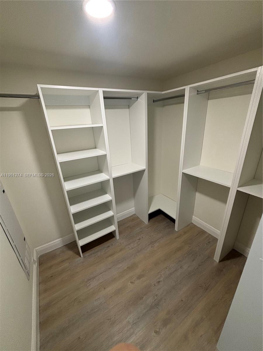 987 SW 37th Ave # 710