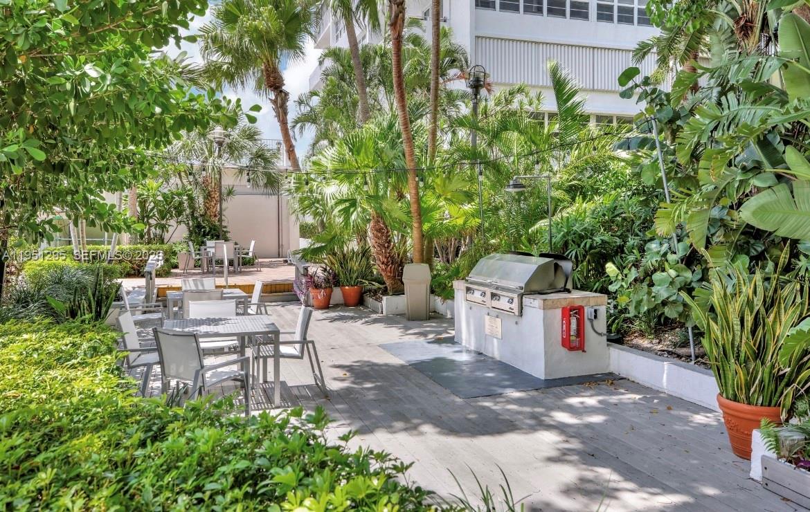 1170 N Federal Hwy # 1110