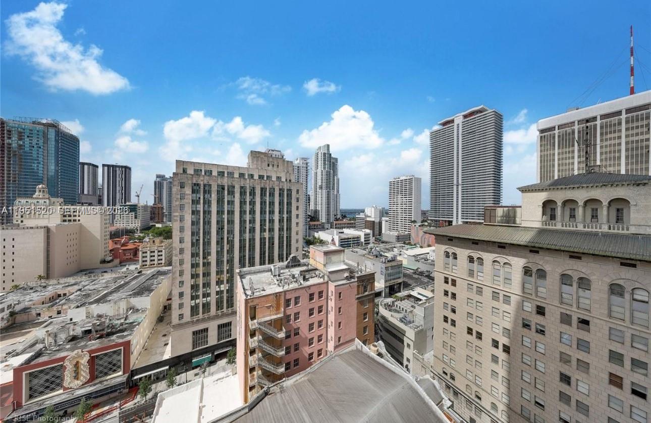151 SE 1st St # 1706